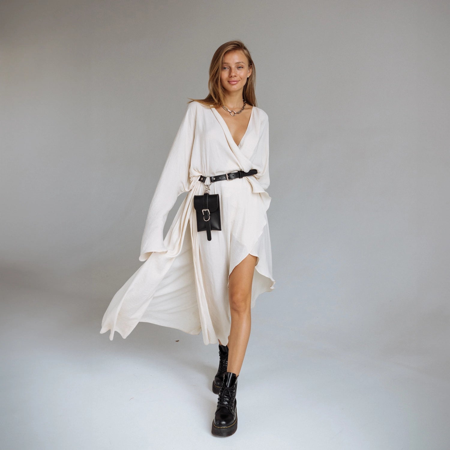 Leather Belt Bag VEL — Handmade Leather Bag for Women | Brunetka Harness