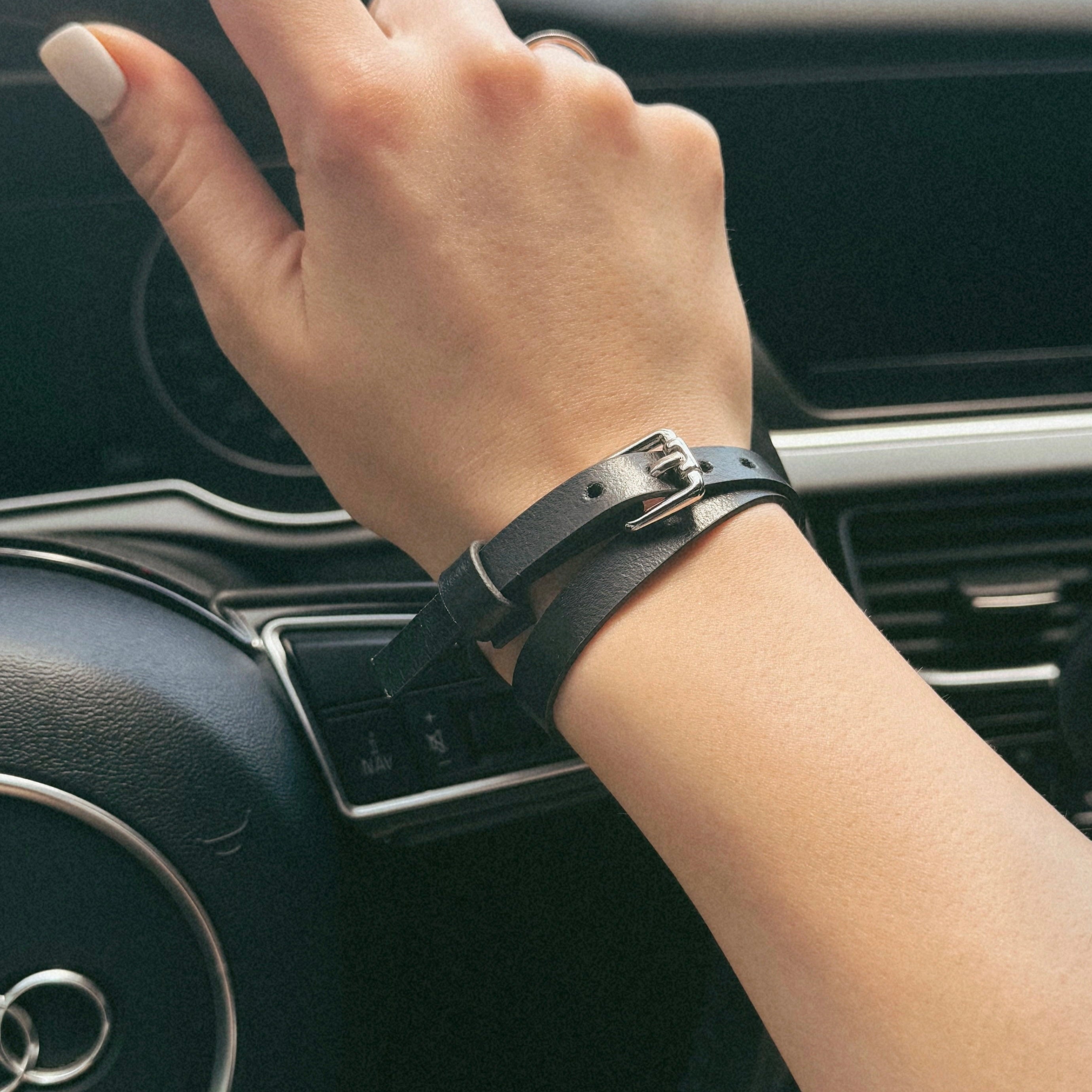 Leather Bracelet KYLOR