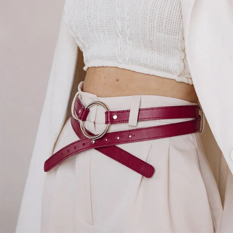 Leather Belt With Rings ELYSSARA — Handmade Leather Belt for Women | Brunetka Harness